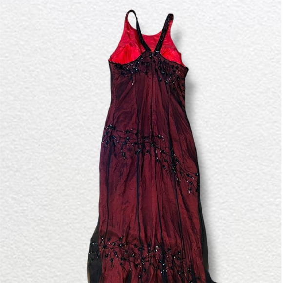 Vintage Red Floral Beaded Elegant Prom Ball Formal Gown Dress - Picture 5 of 11